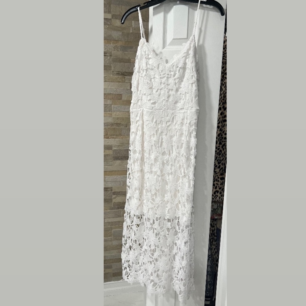 Lace white dress